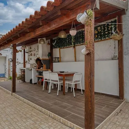 Casa Dos Peixinhos - *
