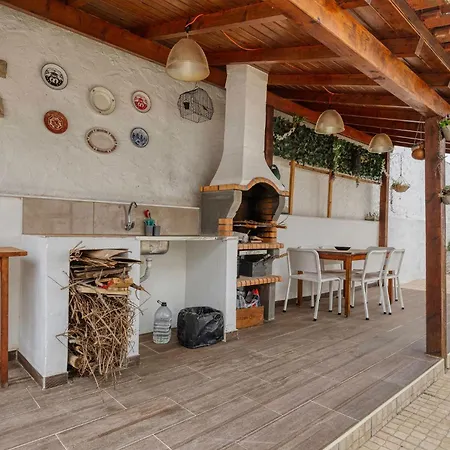 Casa Dos Peixinhos - *